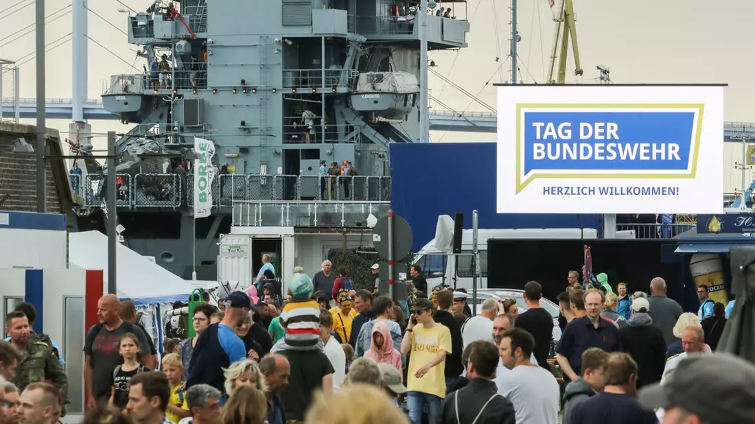 Wir sind da - Tag der Bundeswehr in Stralsund mit dem Generalinspekteur der Bundeswehr - Bild: presseportal.de