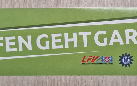 DPolG Bayern: Führerschein weg für Gaffer! - Foto: presseportal.de