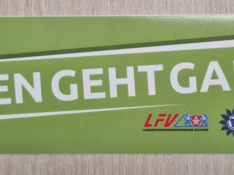 DPolG Bayern: Führerschein weg für Gaffer! - Foto: presseportal.de