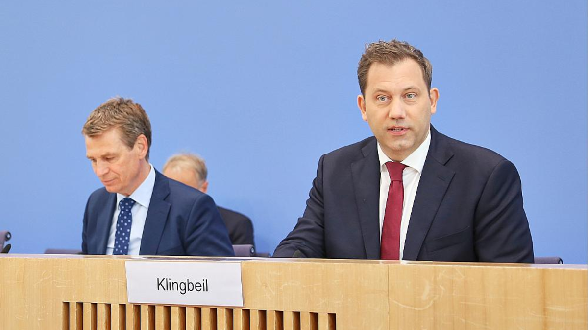 Steffen Meyer, Lars Klingbeil am 24.06.2025 - Foto: über dts Nachrichtenagentur