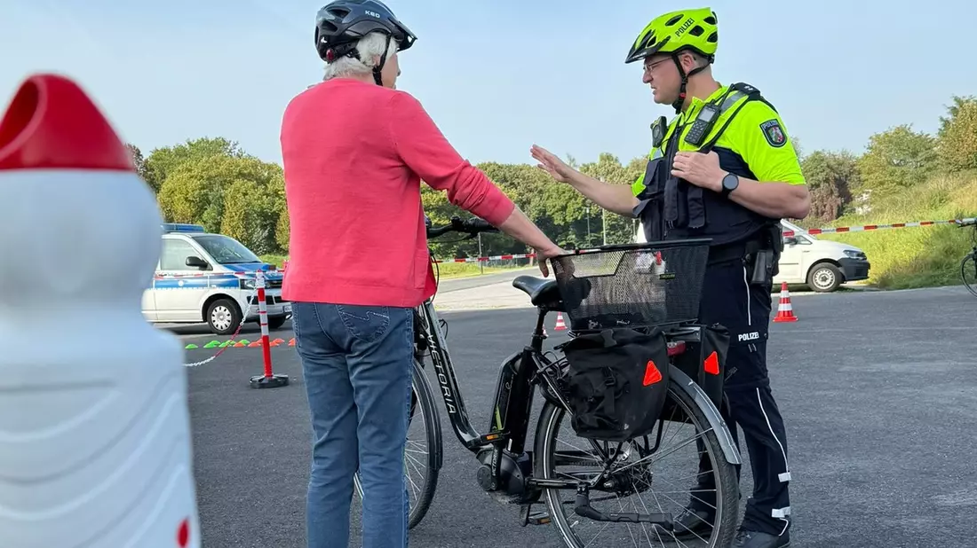 POL-UN: Fröndenberg - Pedelec-Training für Seniorinnen und Senioren: Polizei und Stadt Fröndenberg laden herzlich ein - Bild: presseportal.de