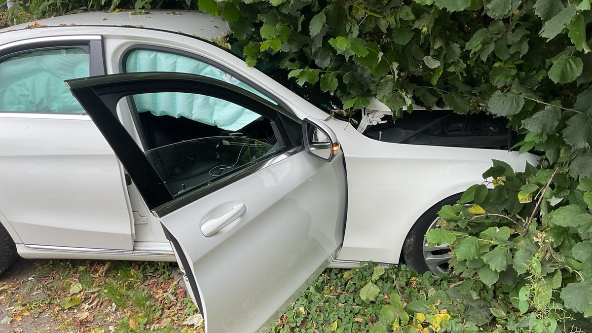 FW-MH: Verkehrsunfall auf der Ruhrorter Straße - Foto: presseportal.de