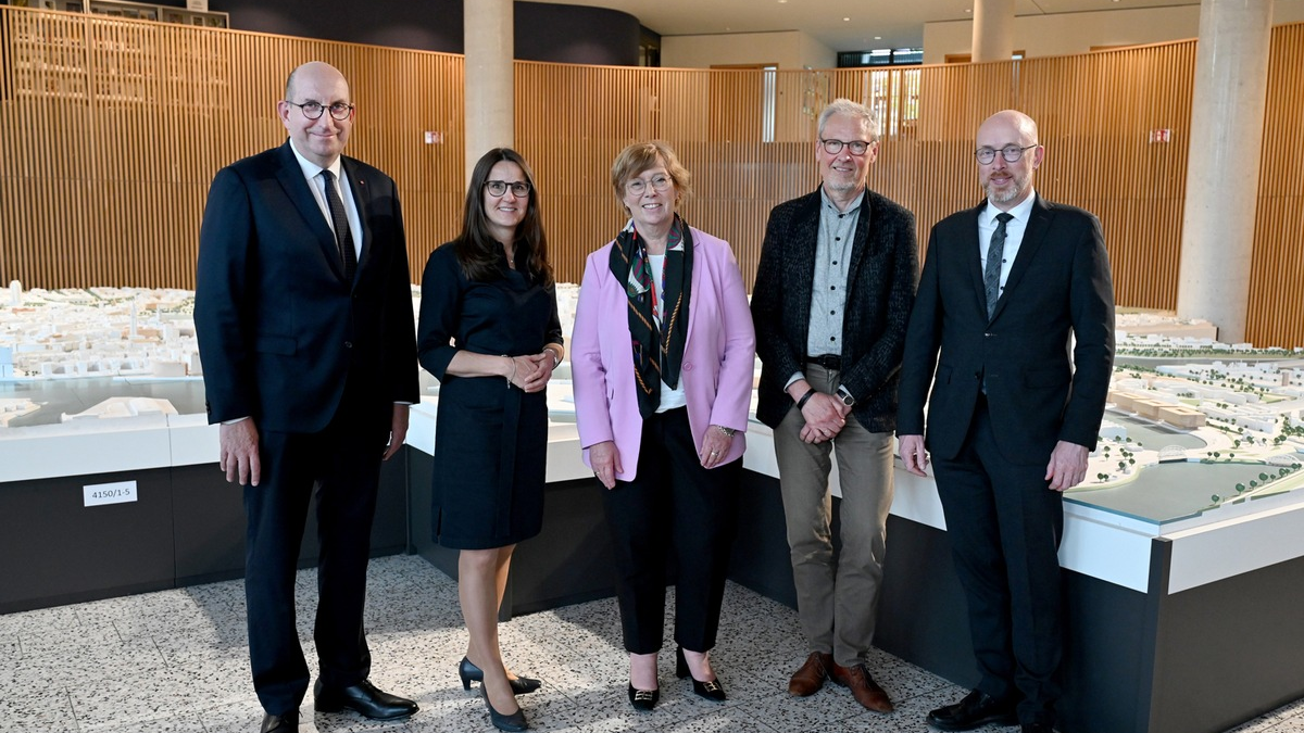 IM-MV: Norddeutscher Wohngipfel in Hamburg: Nordländer verabschieden 