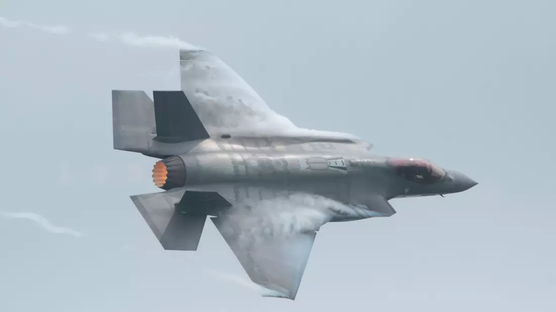 Die F-35A-Jets sollen Atombomben abwerfen können. (Archivbild) - Bild: Colin Boyle/Chicago Sun-Times/AP/dpa