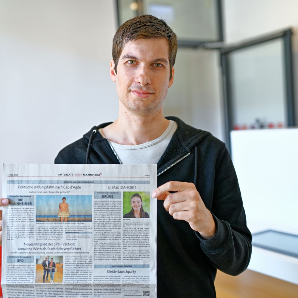 Im Mai hatte der Stadtrat im Amtsblatt zu dem FKK-Swinger-Urlaub aufgerufen. (Archivbild) - Foto: Uwe Anspach/dpa