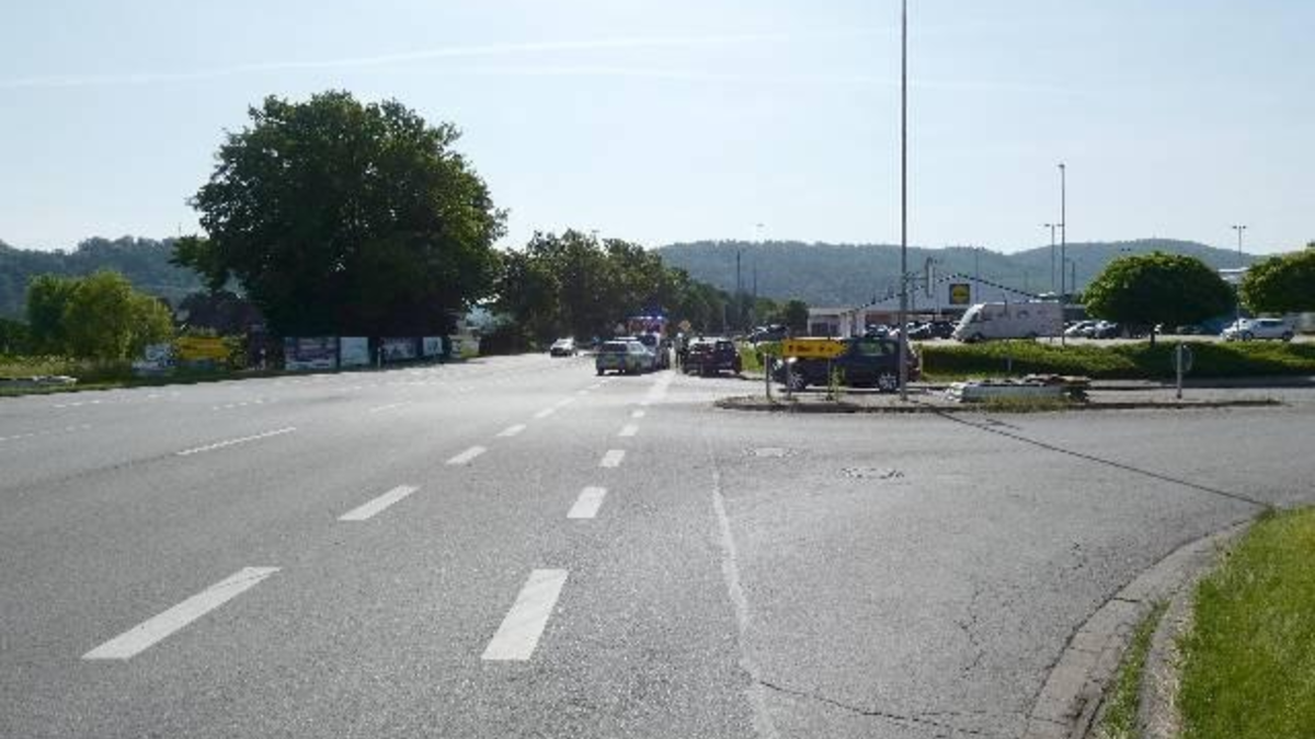 POL-HM: Zeuge nach Verkehrsunfall mit Fahrradfahrer gesucht - Foto: presseportal.de