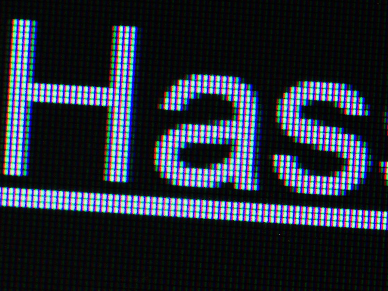 Beratungsstellen sehen Anbieter sozialer Netzwerke mit in der Pflicht (Symbolbild). - Foto: Lukas Schulze/dpa