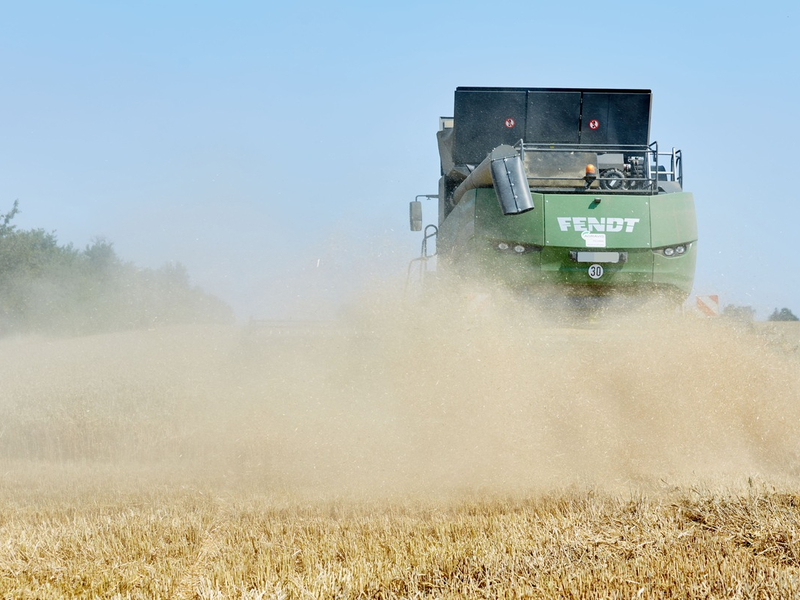 Experten der Agravis Raiffeisen AG blicken auf die bevorstehende Ernte 2025 - Foto: presseportal.de