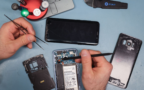Das Recht auf Reparatur soll dazu beitragen, dass bestimmte Produkte länger genutzt werden und weniger Müll produziert wird. (Symbolbild) - Foto: Christian Charisius/dpa