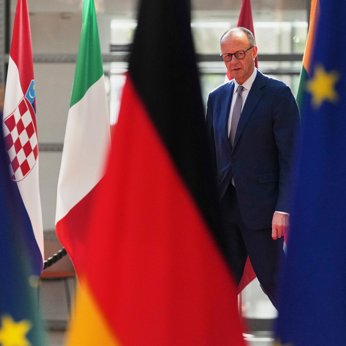 Einen Tag nach dem Nato-Gipfel kommen die Staats- und Regierungschefs der EU in Brüssel zusammen. - Foto: Virginia Mayo/AP/dpa