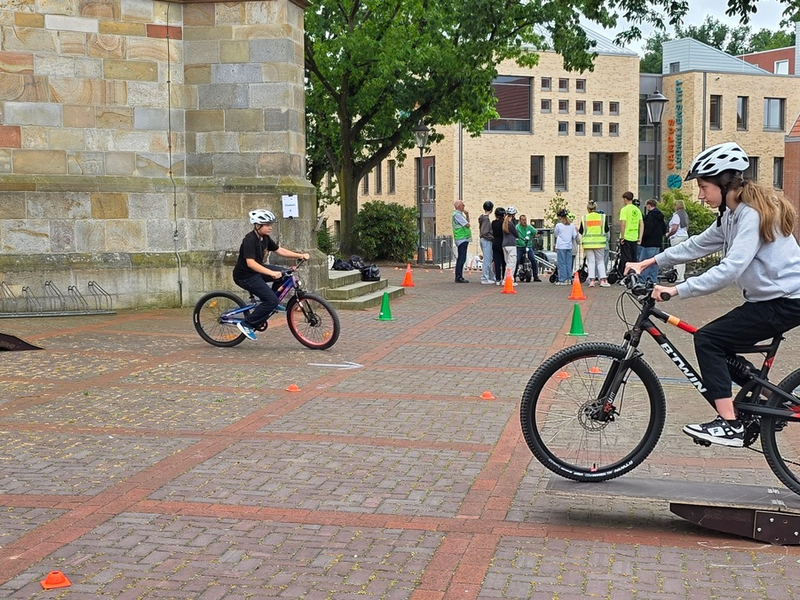 POL-EL: Meppen - Helmtag ein voller Erfolg (Fotos) - Foto: presseportal.de