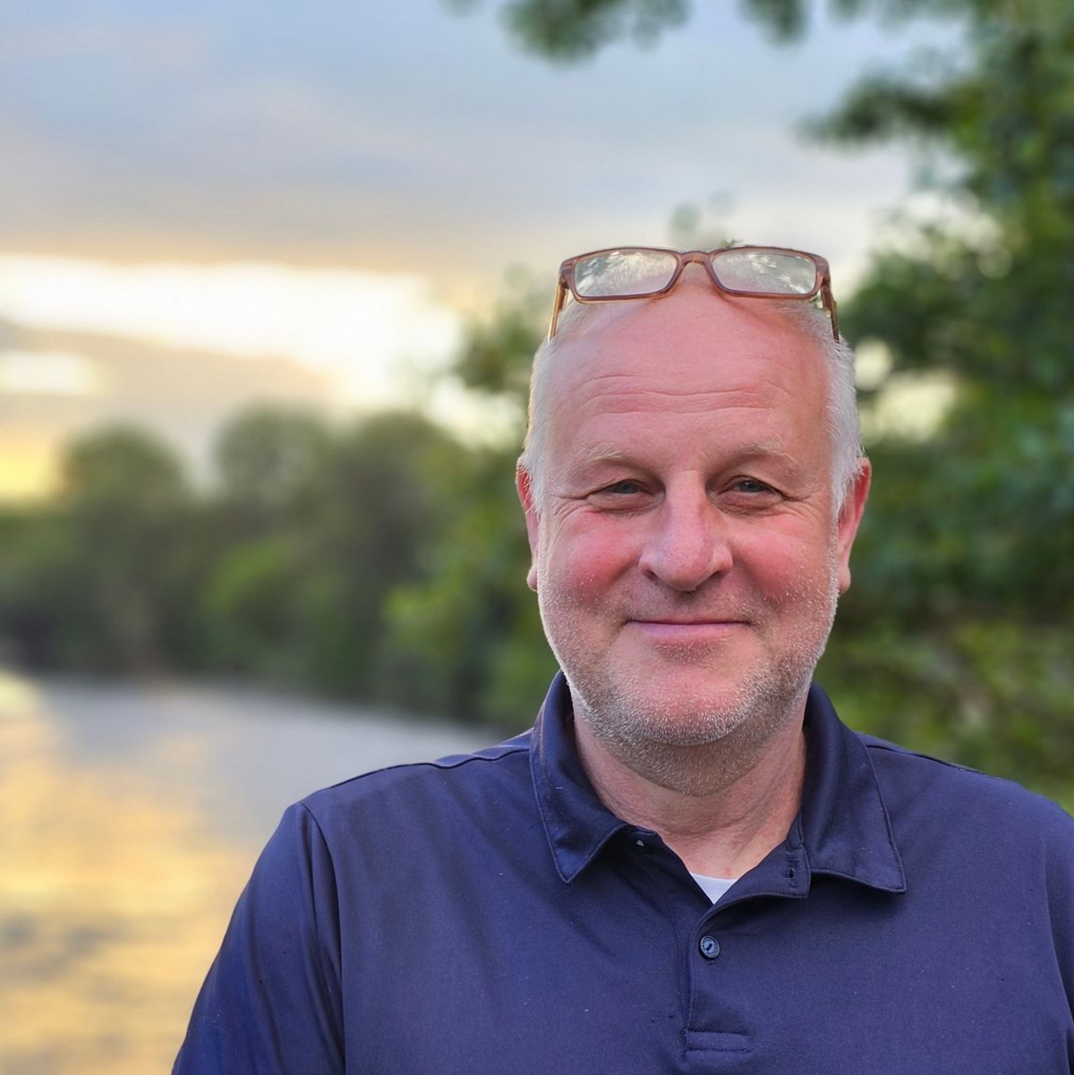 Bürgermeister Barth möchte den höchsten Punkt im Saarland gerne wieder in seiner Gemeinde Weiskirchen sehen. (Handout) - Foto: Stephan Barth/dpa