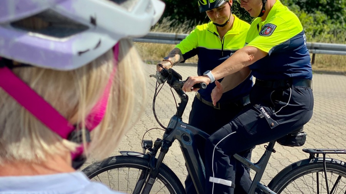 POL-EU: Kostenfreie Pedelec-Trainings für Seniorinnen und Senioren ab 65 Jahren - Polizei Euskirchen erweitert Angebot erstmals kreisweit - Foto: presseportal.de
