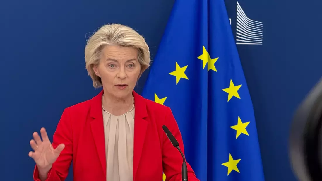 Kommisionspräsidentin von der Leyen: Die Digitalbranche fürchtet, dass die EU ihr Digitalgesetz im Zollstreit mit den USA lockert (Archivbild) - Bild: Helena Dolderer/dpa