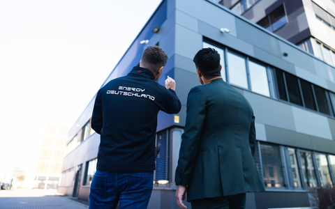 Langfristig hohe Renditen und ein Investitionsabzugsbetrag von bis zu 50 Prozent: Die Energy Deutschland GmbH macht Photovoltaik für Investoren interessant - Foto: presseportal.de