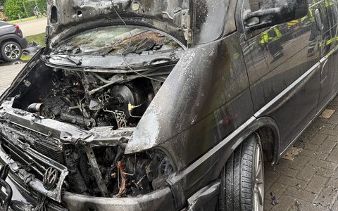 FW-ROW: Brennt PKW - Foto: presseportal.de