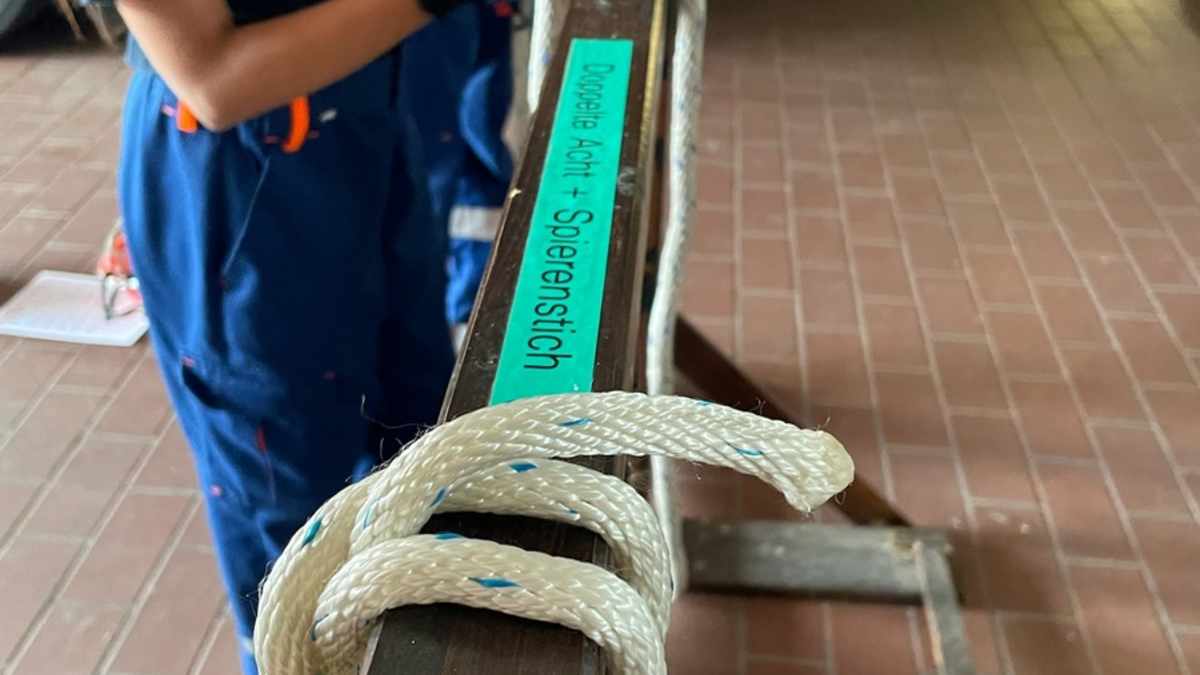 Feuerwehr MTK: 27 Jugendliche legen erfolgreich Jugendflamme Stufe 1 ab - Foto: presseportal.de