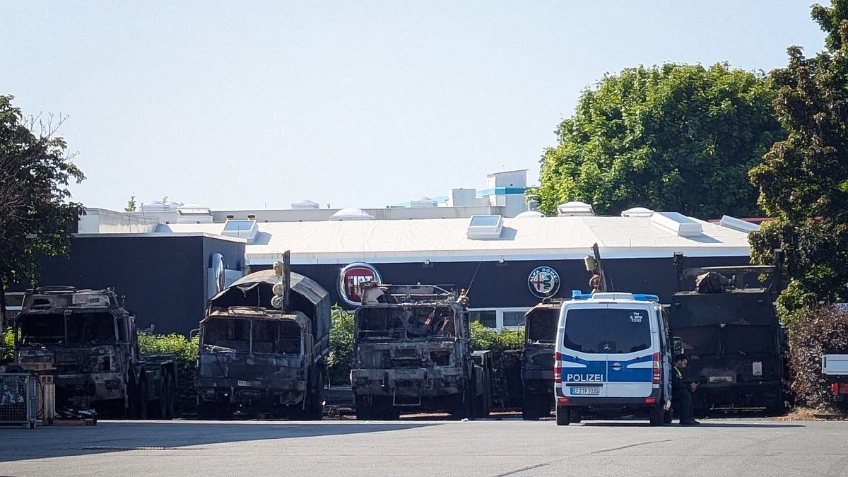 Einen Monat nach dem Anschlag auf Bundeswehr-Lkw in Erfurt gibt es drei Verdächtige. (Archivbild) - Foto: Martin Wichmann/WichmannTV/dpa