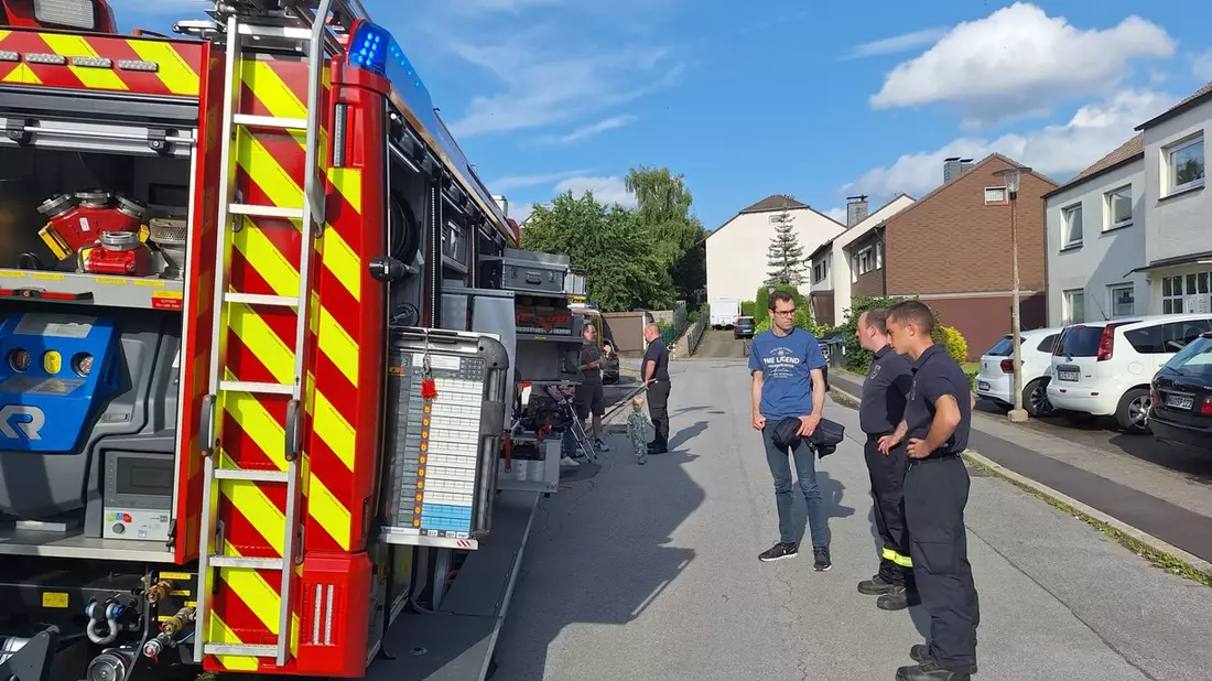 FW-EN: Feuerwehr geht auf Bevölkerung zu - Bild: presseportal.de