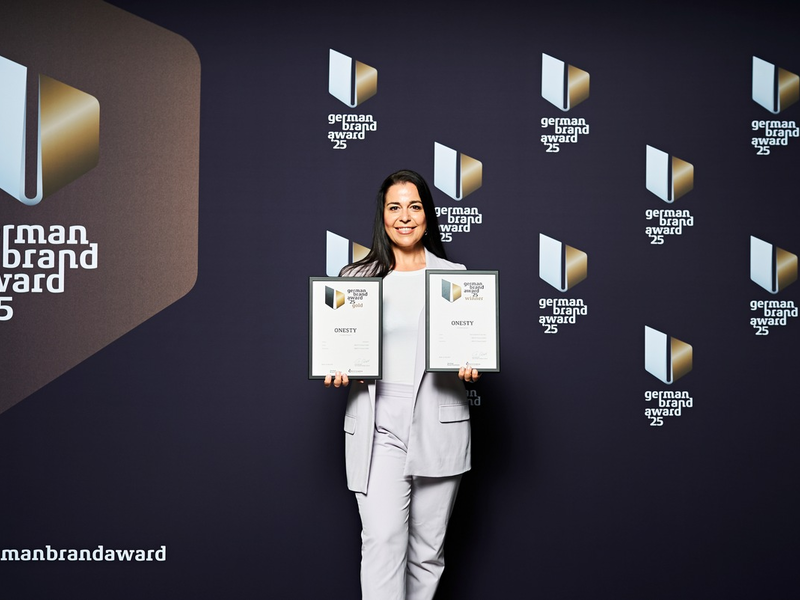 ONESTY gewinnt zwei German Brand Awards 2025 - Foto: presseportal.de