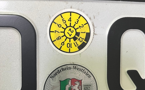 POL-D: Alkohol und Drogen im Straßenverkehr - Bilanz der gestrigen Kontrollaktion - Mehrere Verstöße festgestellt - Foto: presseportal.de POL-D: Alkohol und Drogen im Straßenverkehr - Bilanz der gestrigen Kontrollaktion - Mehrere Verstöße festgestellt - Foto: presseportal.de