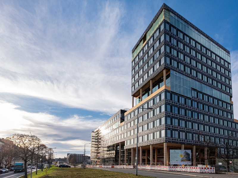 UmweltHaus gewinnt IHK-Immobilienpreis 2025 / Nachhaltiger Firmensitz der UmweltBank von der Industrie- und Handelskammer Nürnberg für Mittelfranken mit dem Sonderpreis Innovation ausgezeichnet - Foto: presseportal.de