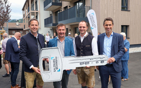 SWB: Schlüsselübergabe in Wagrain - Foto: Neumayr über pressetext.de