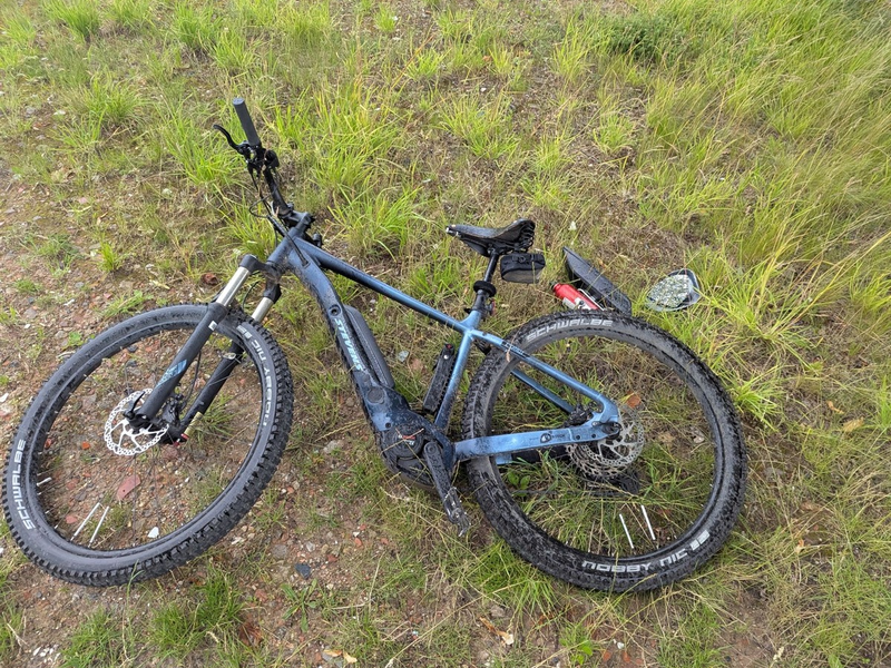 POL-STD: Apensen: Pedelec-Fahrer von Auto angefahren - Fahrzeug flüchtete - Foto: presseportal.de