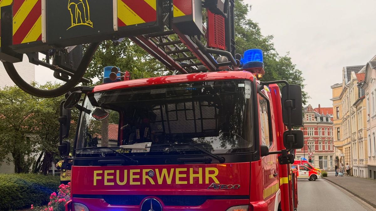 FW-DT: Schnelle Reaktion dank Rauchmelder - Essen auf Herd - Foto: presseportal.de