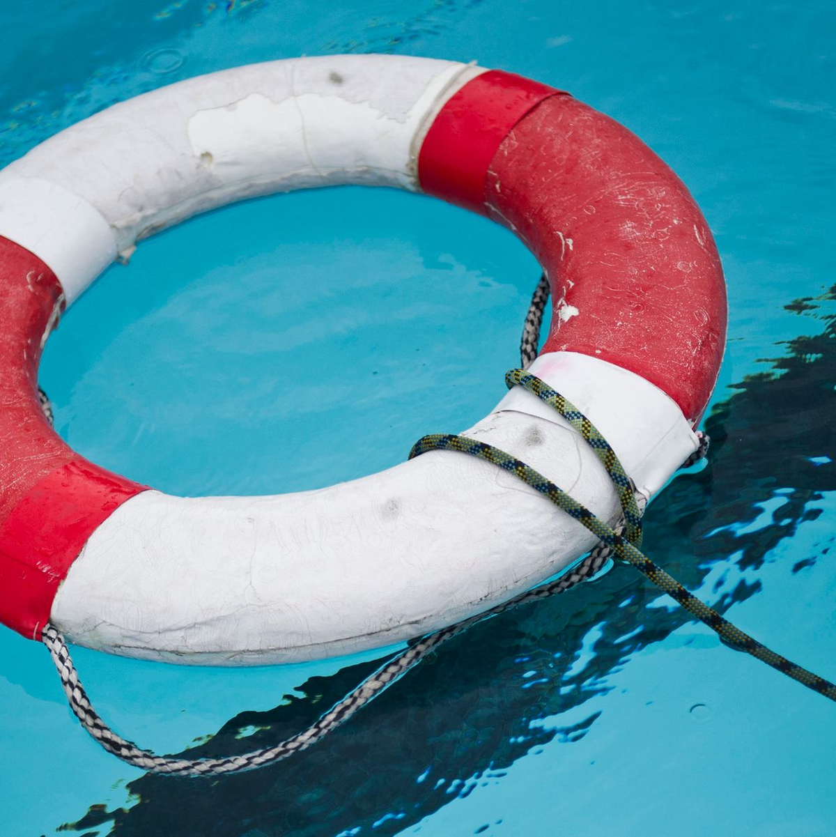 Schwimmen macht Spaß, birgt aber auch Gefahren. Menschen sollten diese nicht unterschätzen. (Symbolbild) - Foto: Ole Spata/dpa-Zentralbild/dpa
