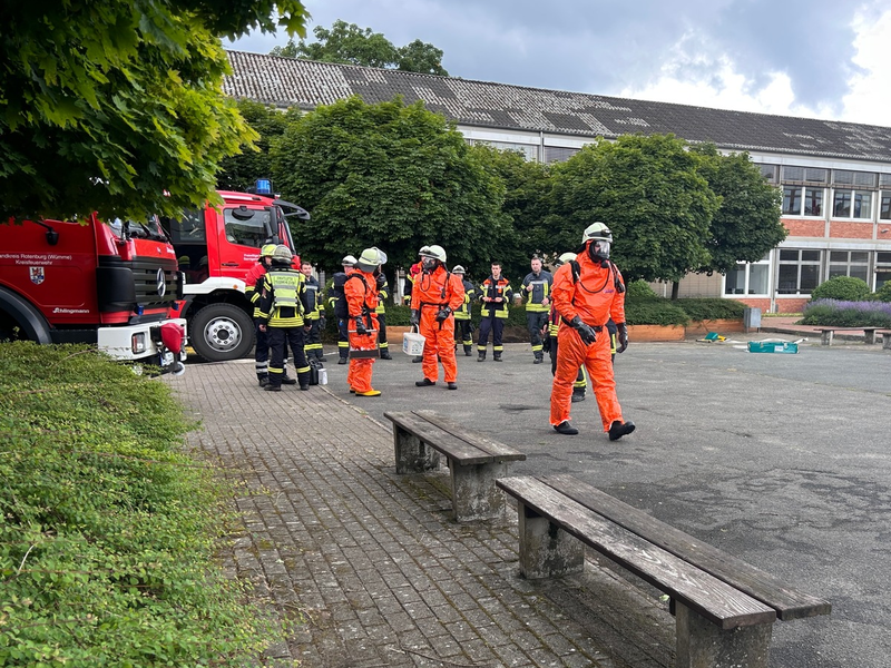 FW-ROW: Gefahrstoffeinsatz an Berufsbildender Schule in Zeven - Foto: presseportal.de