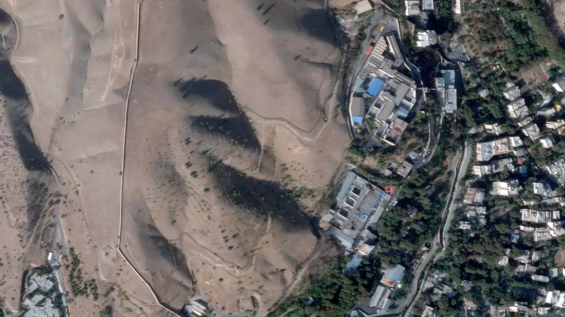 Ein älteres Satellitenfoto zeigt das Gefängnis. (Archivbild) - Bild: Uncredited/Planet Labs PBC/AP/dpa