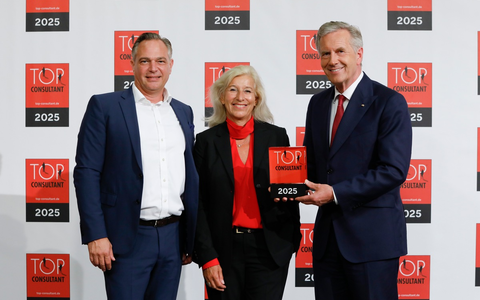 TOP CONSULTANT / Berndtson HR Consulting mit Beratersiegel für den Mittelstand ausgezeichnet / Beim Wettbewerb TOP CONSULTANT werden die besten Mittelstandsberater von Christian Wulf vor Ort gekürt - Foto: presseportal.de