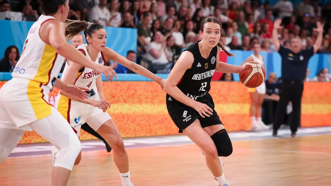 Emily Bessoir krönte eine starke EM mit einem Double Double. - Bild: Christian Charisius/dpa