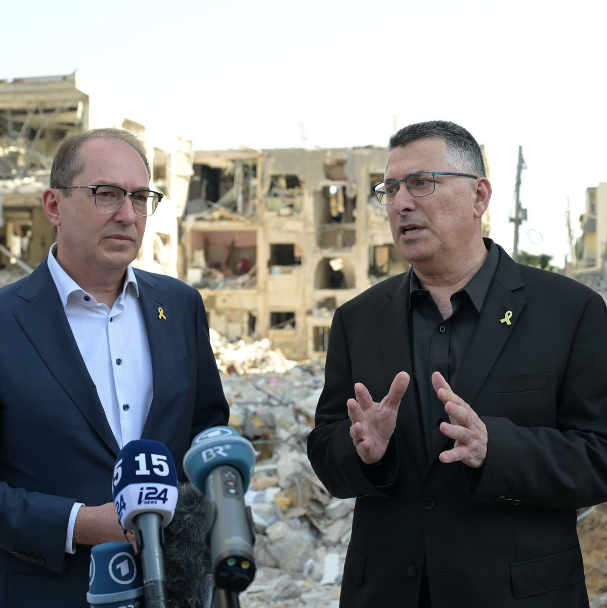 Innenminister Dobrindt stellt sich hinter die Angriffe Israels auf die iranischen Atomanlagen - Foto: Schlomi Amsalem/Government Press Office/dpa