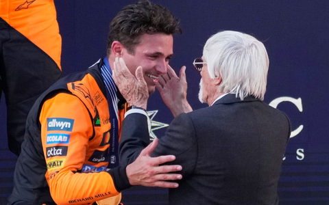 Lando Norris schlägt nach seinem Kanada-Aus zurück. - Foto: Darko Bandic/AP/dpa