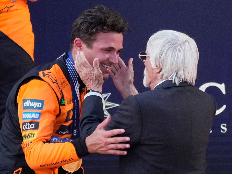 Lando Norris schlägt nach seinem Kanada-Aus zurück. - Foto: Darko Bandic/AP/dpa