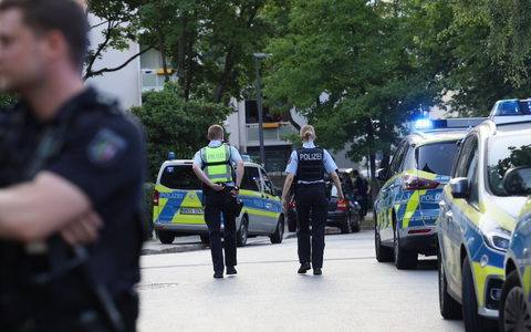 Bei einer Massenschlägerei mit bis zu 100 beteiligten Menschen in Heiligenhaus in Nordrhein-Westfalen sind sieben Menschen verletzt worden. - Foto: Tim Olbermann/dpa