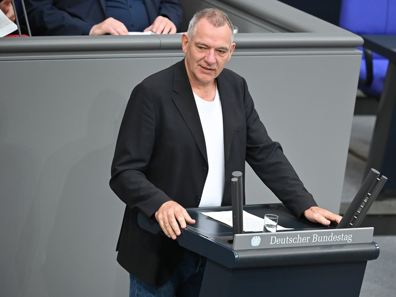 Parteichef van Aken pocht auf ein Mitspracherecht der Linksfraktion. (Archivbild) - Foto: Katharina Kausche/dpa