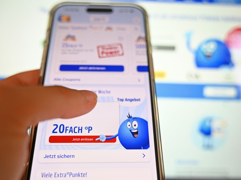 Viele Geschäfte werben mit Payback-Punkten. Aber darf das auch ein Hörakustiker? (Symbolbild) - Foto: Elisa Schu/dpa