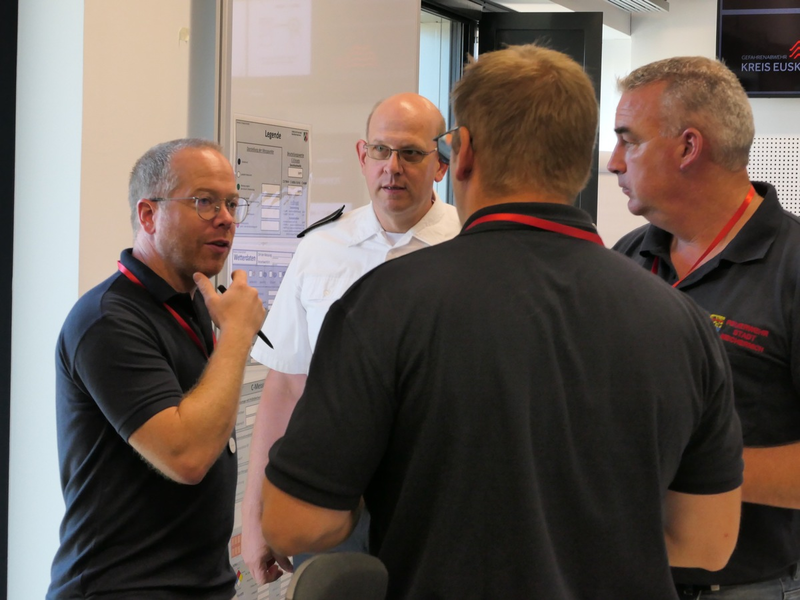 FW Mechernich: Erdbeben-Übung zur nachhaltigen Stabsarbeit - Foto: presseportal.de