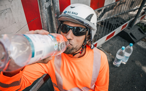 Outdoor-Worker besonders durch Hitze gefährdet / Hinweise und Tipps für den Bau - Foto: presseportal.de