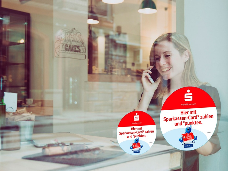 Kooperation von PAYBACK und Sparkassen startet regional mit Sparkassen-Partnern / Mit der Sparkassen-Card zahlen und Punkte sammeln in einem Schritt - große nationale PAYBACK Partner folgen - Foto: presseportal.de