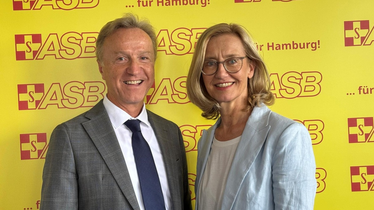 Dank und Aufbruch: Michael Sander verabschiedet sich nach 16 Jahren an der Spitze des ASB Hamburg - Foto: presseportal.de