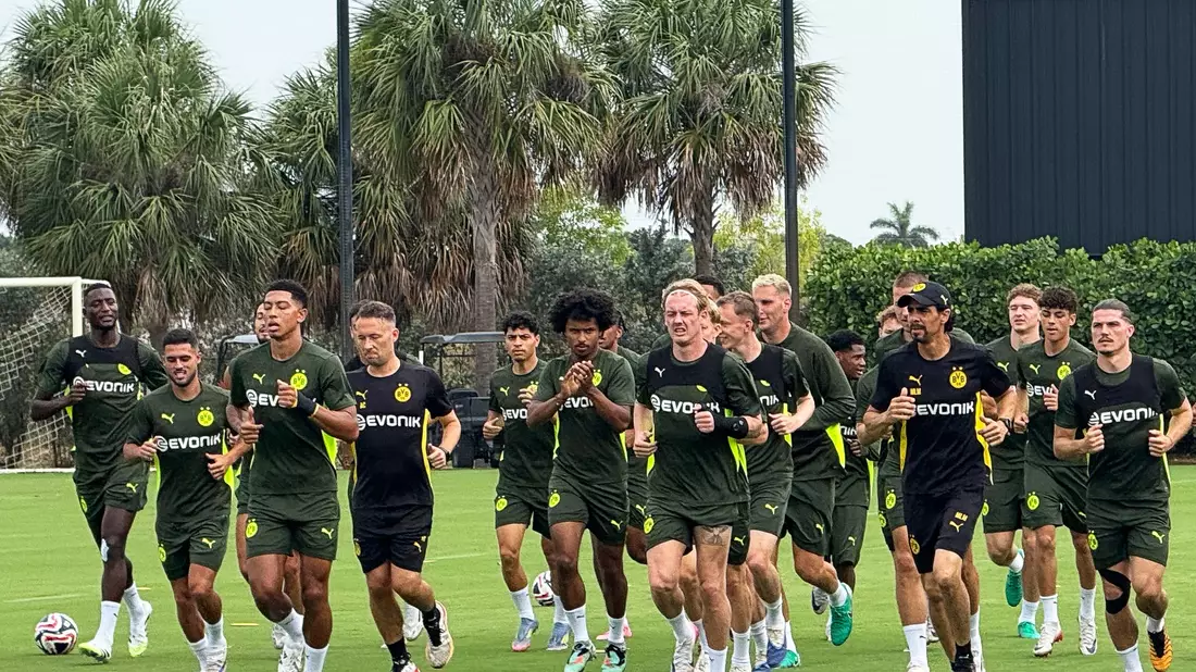Auf das Achtelfinale bereitete sich Borussia Dortmund noch in Florida vor - Bild: Carsten Lappe/dpa