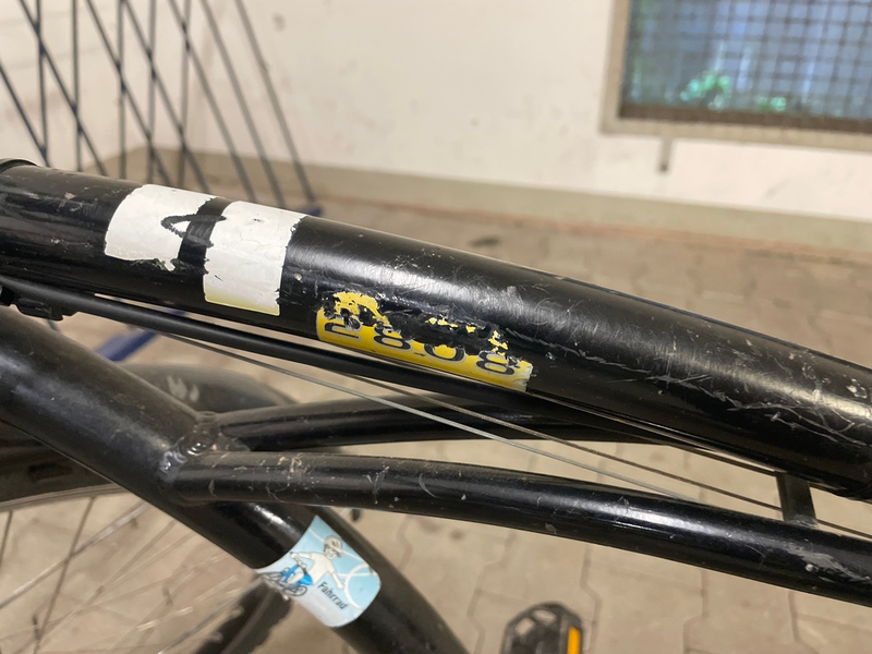 LPI-J: Eigentümer zweier Fahrräder gesucht - Foto: presseportal.de