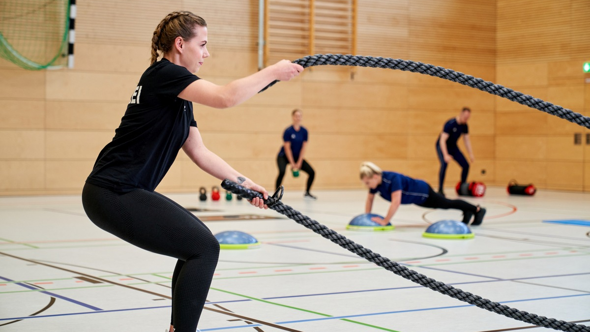 POL-WL: Schülerferienpraktikum bei der Polizei - Jetzt mit Sporttest zum Ausprobieren - Foto: presseportal.de