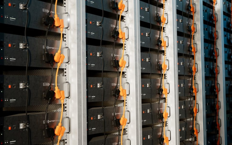 Connectika bündelt Expertise zusammen mit ihren Partnern für eine anschlussfertige Power Unit für gewerbliche und industrielle Speicherprojekte - Foto: presseportal.de