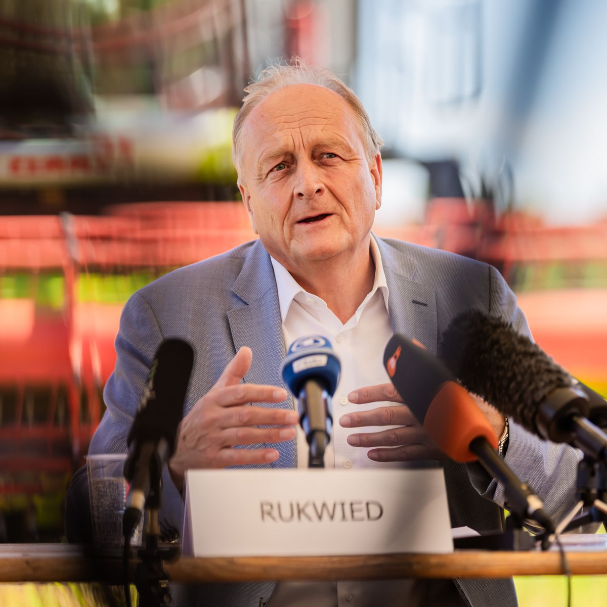 Die Preise, die Bauern für ihr Getreide erzielen können, sind aktuell niedrig. - Foto: Christoph Soeder/dpa