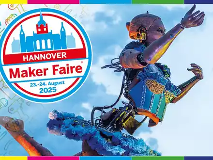 Wo Ideen tanzen und Technik begeistert / Riesige Ballerina tanzt auf der Maker Faire - Foto: presseportal.de